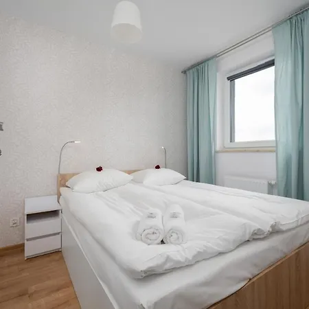 Apartment Kamienna Krzyki With Free Garage By Renters