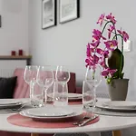 Kamienna Krzyki With Free Garage By Renters *
