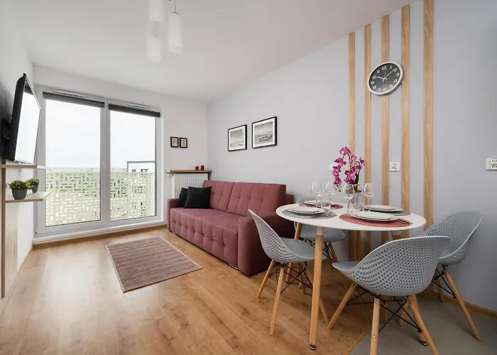 Kamienna Krzyki With Free Garage By Renters Apartment