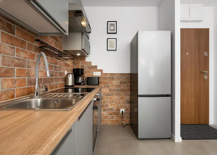 Kamienna Krzyki With Free Garage By Renters Wroclaw