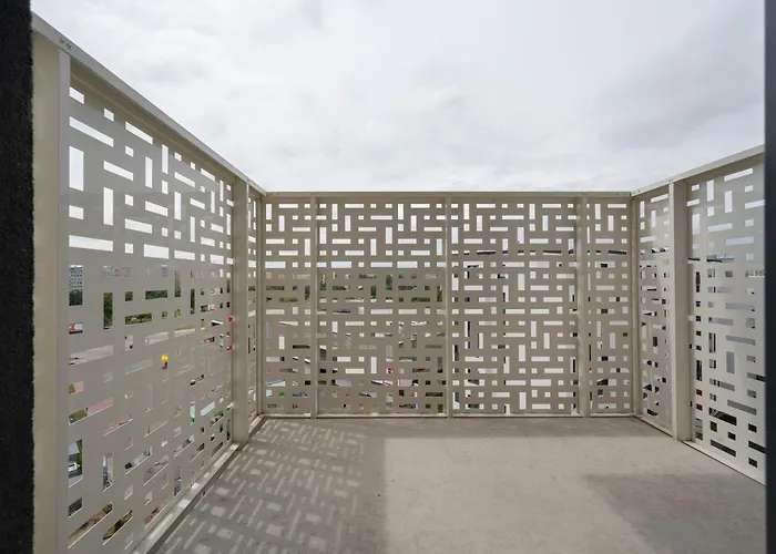 Kamienna Krzyki With Free Garage By Renters * Wrocław