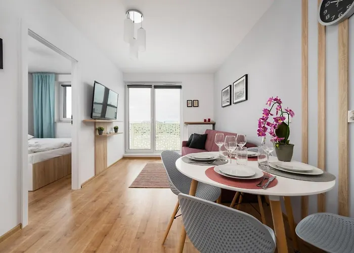 Lägenhet Kamienna Krzyki With Free Garage By Renters Wrocław